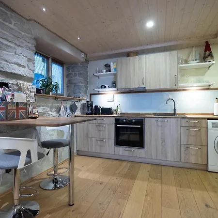 绍埃1号公寓 公寓 *